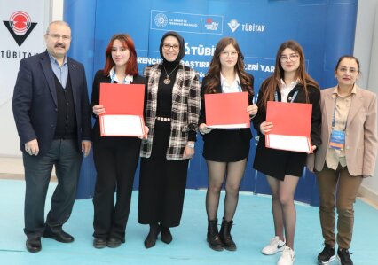 İçel Anadolu Lisesi Öğrencileri TÜBİTAK Adana Bölge Birincisi Oldu!