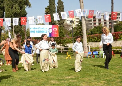 Büyükşehir, Birçok Noktada ‘Dünya Otizm Farkındalık Günü’ Etkinlikleri Düzenledi