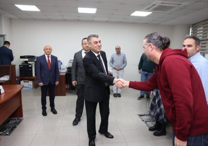 MERSİN VALİSİ ATİLLA TOROS, MERSİN VALİLİĞİ BÜNYESİNDE HİZMET VEREN BİRİM MÜDÜRLÜKLERİNİ ZİYARET ETTİ