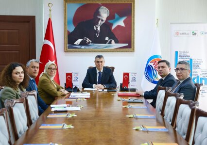 “MERSİN BEZ DOKUMASI İLE COĞRAFYAYA ÖZGÜ DEĞERİN YAŞATILMASI” SÖZLEŞMESİ İMZA TÖRENİ GERÇEKLEŞTİRİLDİ