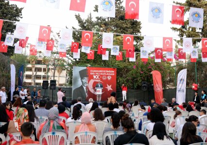 CUMHURİYETİN 100. YAŞI SEVGİ EVİNDE DÜZENLENEN ÖZEL TÖRENLE KUTLANDI