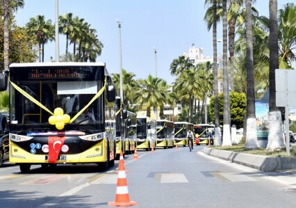 Mersin Büyükşehir Otobüs Filosunu Yeniliyor