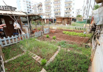 Mezitli Belediyesi Hobi Bahçesinde Bahar Hareketliliği
