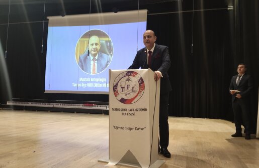 İstiklal Marşı'nın Kabulünün 104. Yıl Dönümü Tarsus Şehit Halil Özdemir Fen Lisesinde Coşkuyla Kutlandı
