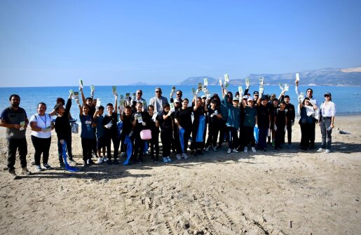 Silifke'de Avrupa Mavi Okul Projesi kapsamında “Kıyı Temizliği ve Çevre Farkındalığı Etkinliği” gerçekleştirdi.
