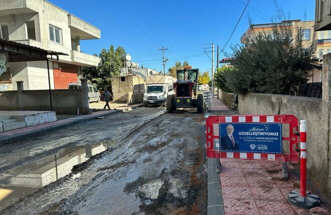 KÖSELERLİ MAHALLESİ’NİN SOKAKLARI YENİLENİYOR