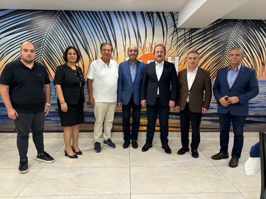 MESİAD BAŞKANI GÜNDOĞDU, BÜYÜKELÇİ ÇAKIL VE VALİ PEHLİVAN BİR ARAYA GELDİ