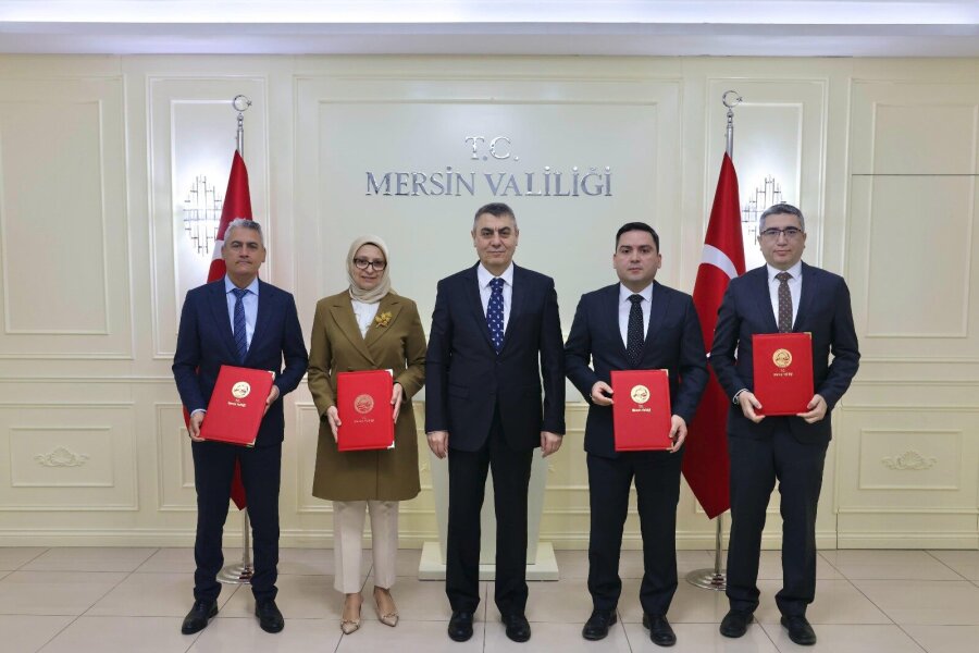 “MERSİN BEZ DOKUMASI İLE COĞRAFYAYA ÖZGÜ DEĞERİN YAŞATILMASI” SÖZLEŞMESİ İMZA TÖRENİ GERÇEKLEŞTİRİLDİ