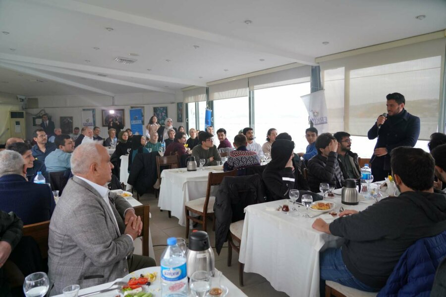 “Gurbetteki Öğrenciler Unutulmuyor”