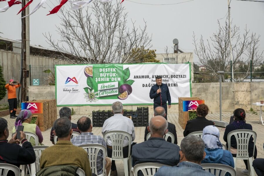 Mersin Büyükşehir’den Üreticiye Yeni Destek: “Passiflora Fidesi”